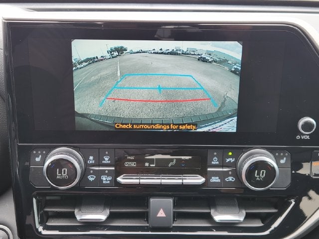 2025 Toyota Highlander XLE