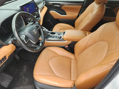 2024 Toyota Highlander Platinum