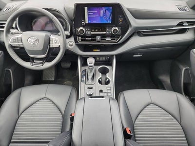 2025 Toyota Highlander XSE