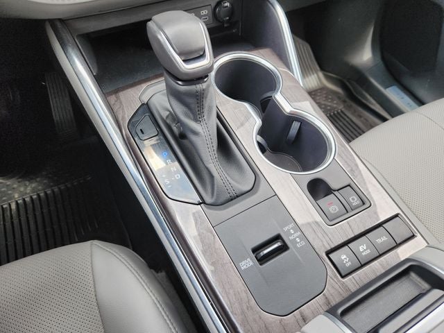 2022 Toyota Highlander Hybrid Limited