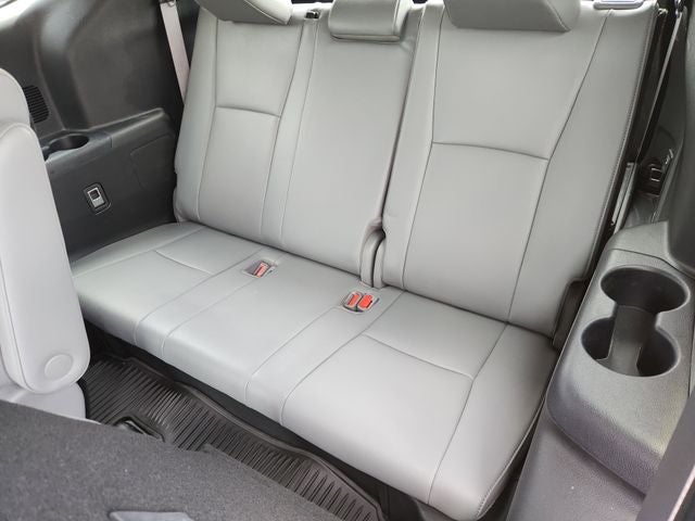 2022 Toyota Highlander Hybrid Limited