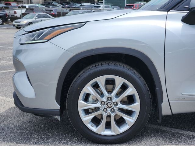 2022 Toyota Highlander Hybrid Limited