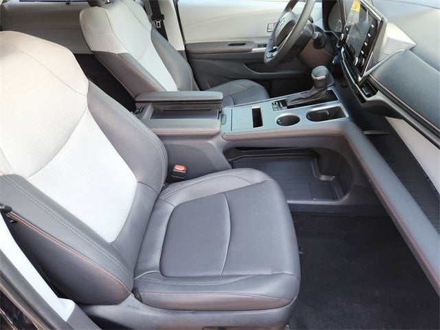 2023 Toyota Sienna XSE 7 Passenger