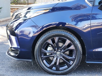 2023 Toyota Sienna XSE 7 Passenger