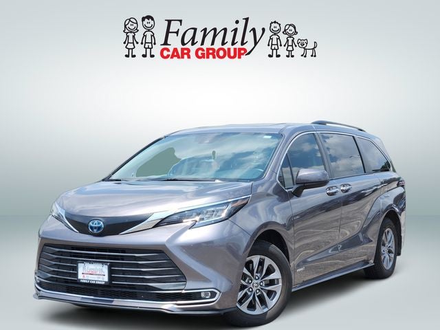 2021 Toyota Sienna XLE 8 Passenger