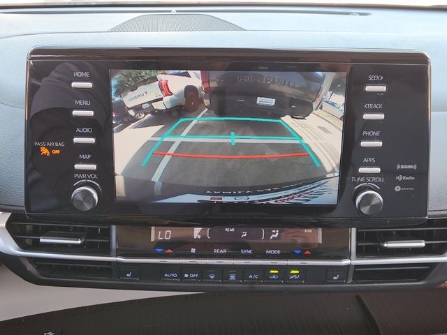 2021 Toyota Sienna XLE 8 Passenger