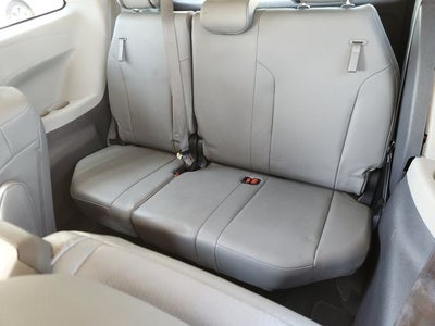 2021 Toyota Sienna XLE 8 Passenger