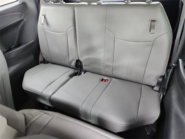 2025 Toyota Sienna XLE 8 Passenger