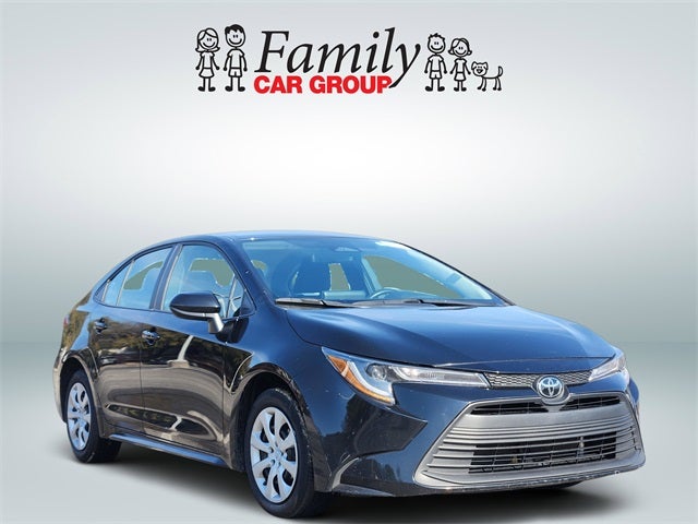 Used 2024 Toyota Corolla LE with VIN 5YFB4MDE0RP147853 for sale in Northfield, Minnesota