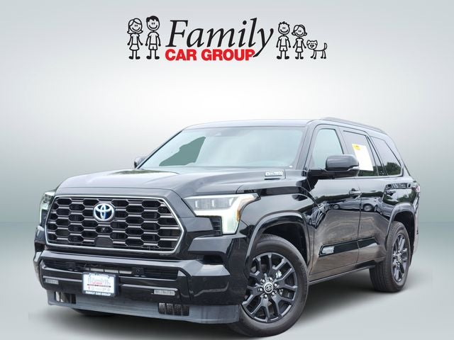 2023 Toyota Sequoia Platinum 4WD i-FORCE MAX Hybrid's photo