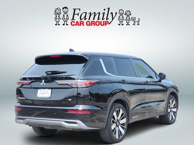 2025 Mitsubishi Outlander SE