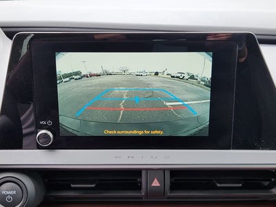 2025 Toyota Prius Plug-In Hybrid SE