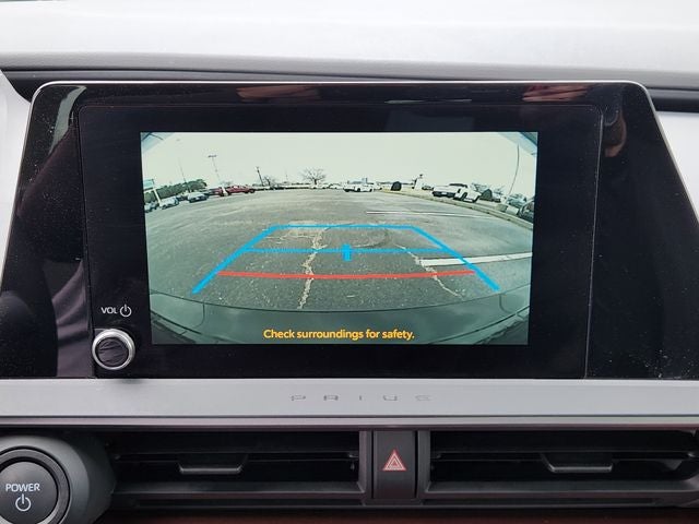 2025 Toyota Prius Plug-In Hybrid SE