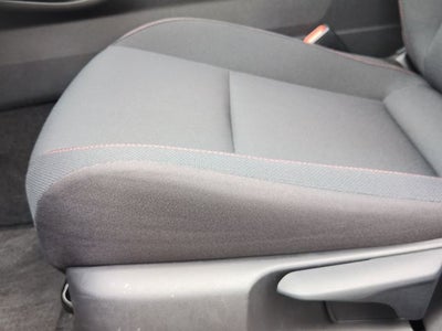 2025 Toyota Prius Plug-In Hybrid SE