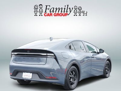 2025 Toyota Prius Plug-In Hybrid SE