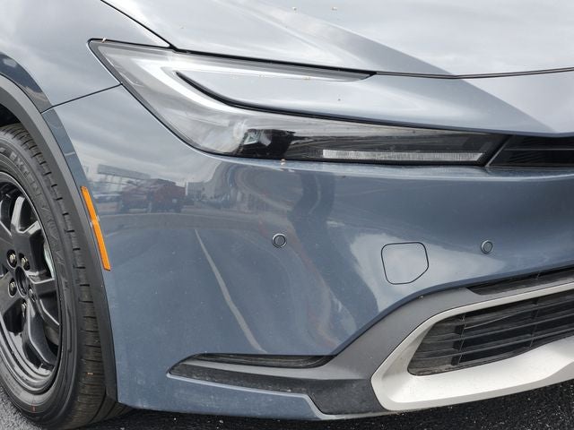 2025 Toyota Prius Plug-In Hybrid SE