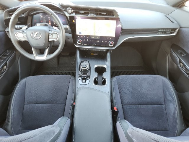 2023 Lexus RZ Luxury - Photo 23