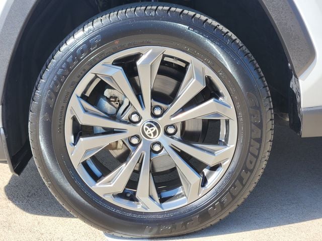 2025 Toyota RAV4 Hybrid XLE Premium