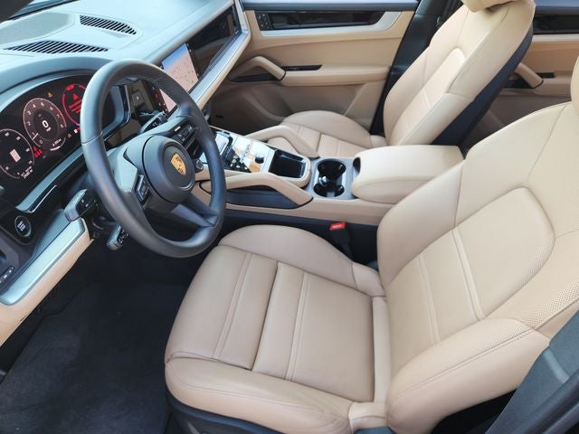 2024 Porsche Cayenne Base