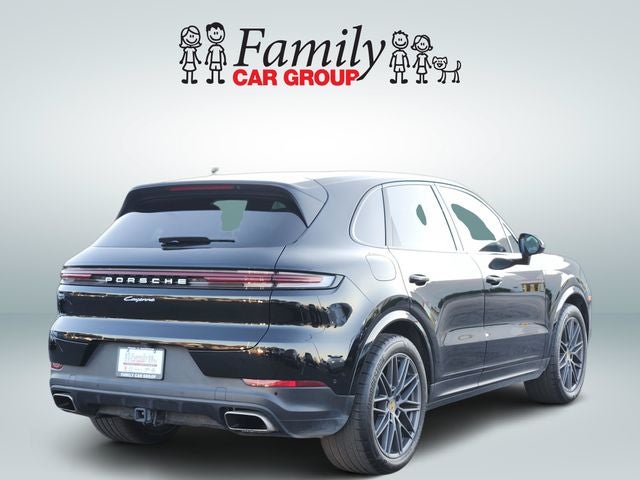 2024 Porsche Cayenne Base