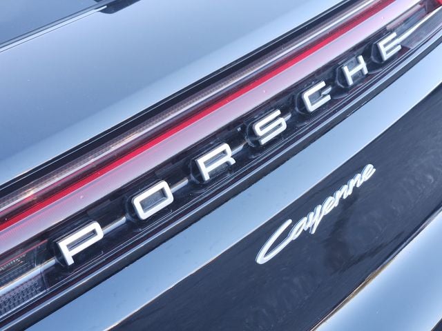 2024 Porsche Cayenne Base