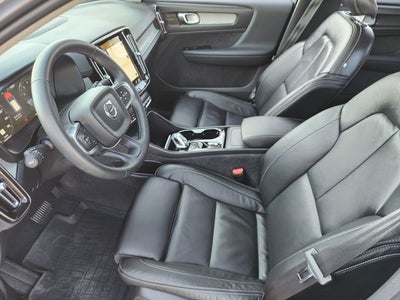 2022 Volvo XC40 T5 Inscription