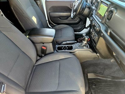 2022 Jeep Gladiator Willys