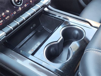 2025 GMC Yukon Elevation