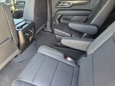2025 GMC Yukon Elevation