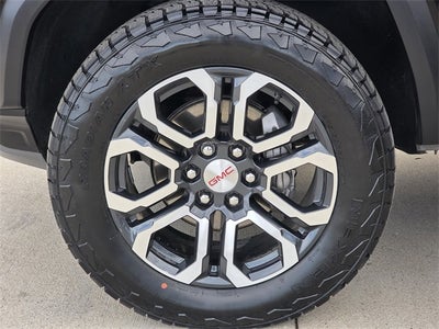 2024 GMC Canyon AT4