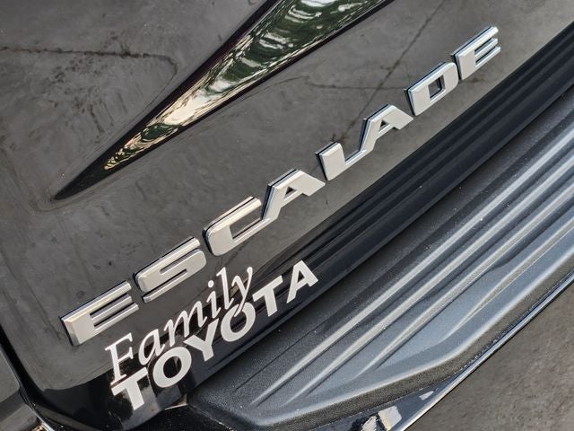 2026 Cadillac Escalade Luxury