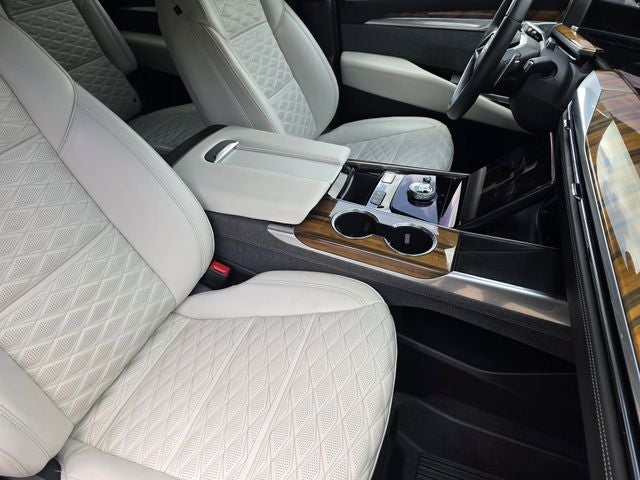 2025 Cadillac Escalade ESV Premium Luxury Platinum
