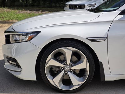2019 Honda Accord Touring 2.0T