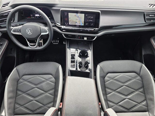 2024 Volkswagen Atlas 2.0T Peak Edition SE w/Technology