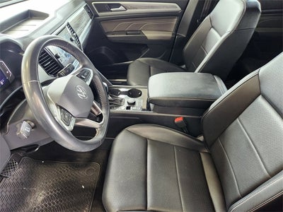 2022 Volkswagen Atlas Cross Sport 2.0T SE w/Technology