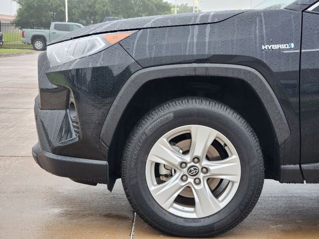 2020 Toyota RAV4 Hybrid XLE