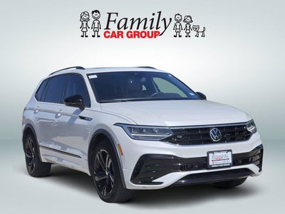 2024 Volkswagen Tiguan 2.0T SE R-Line Black
