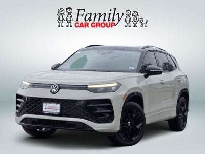 2025 Volkswagen Tiguan 2.0T SE R-Line Black