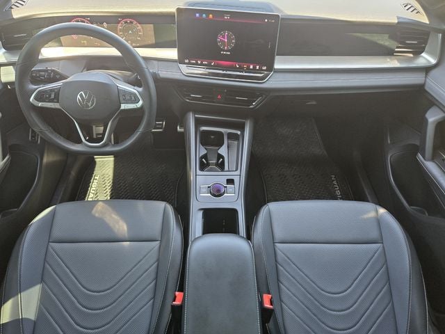 2025 Volkswagen Tiguan 2.0T SE R-Line Black