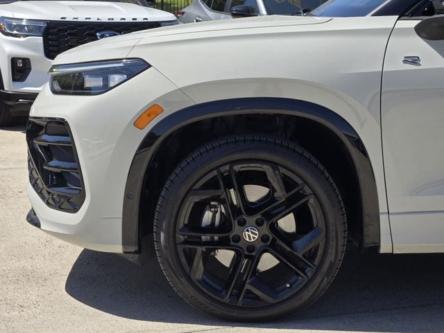 2025 Volkswagen Tiguan 2.0T SE R-Line Black
