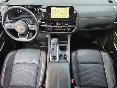 2024 Nissan Pathfinder Platinum