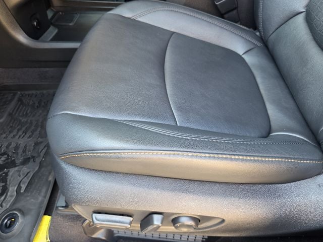 2025 Toyota Sienna Woodland Edition 7 Passenger