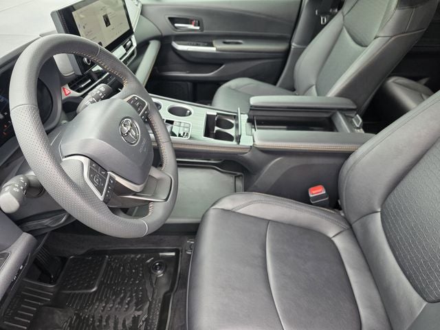 2025 Toyota Sienna Woodland Edition 7 Passenger