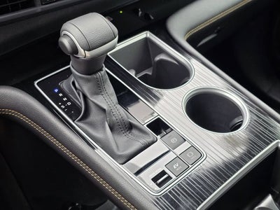 2025 Toyota Sienna Woodland Edition 7 Passenger