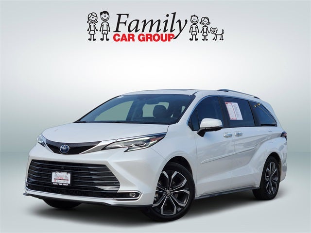 2025 Toyota Sienna Platinum 7 Passenger