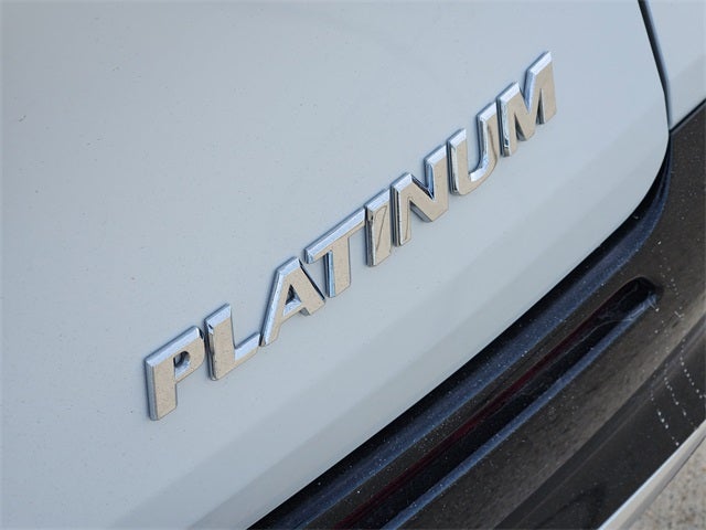 2025 Toyota Sienna Platinum 7 Passenger