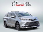 2025 Toyota Sienna Platinum 7 Passenger