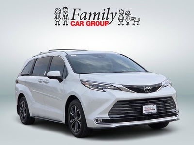 2026 Toyota Sienna Platinum 7 Passenger