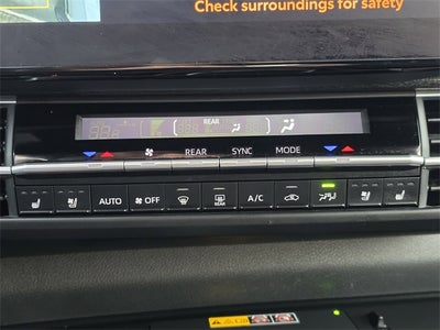 2025 Toyota Sienna Platinum 7 Passenger