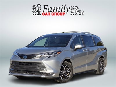 2025 Toyota Sienna Platinum 7 Passenger
